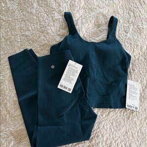 Lululemon Glo Up set in Indochine Blue